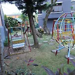 Sejahtera Family Hotel & Apartment