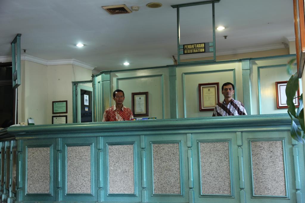 Aparthotel Sejahtera Family &