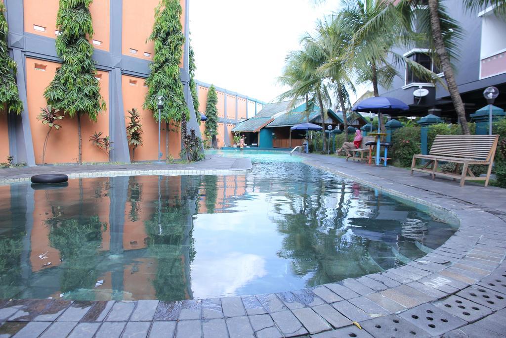 Aparthotel Sejahtera Family & 3*